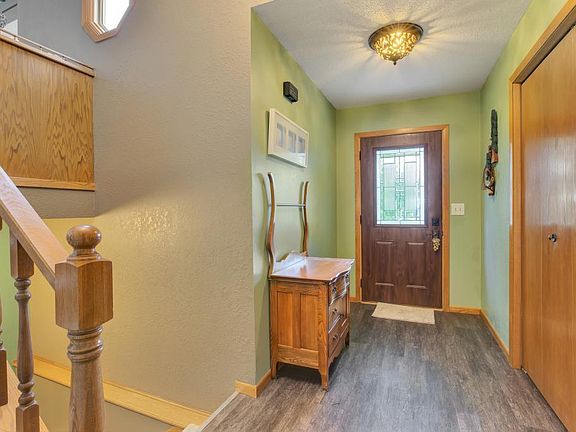 2nd image of 1066 Bear Cir NE