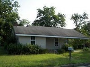 204 E 10th St, Alma, GA 31510