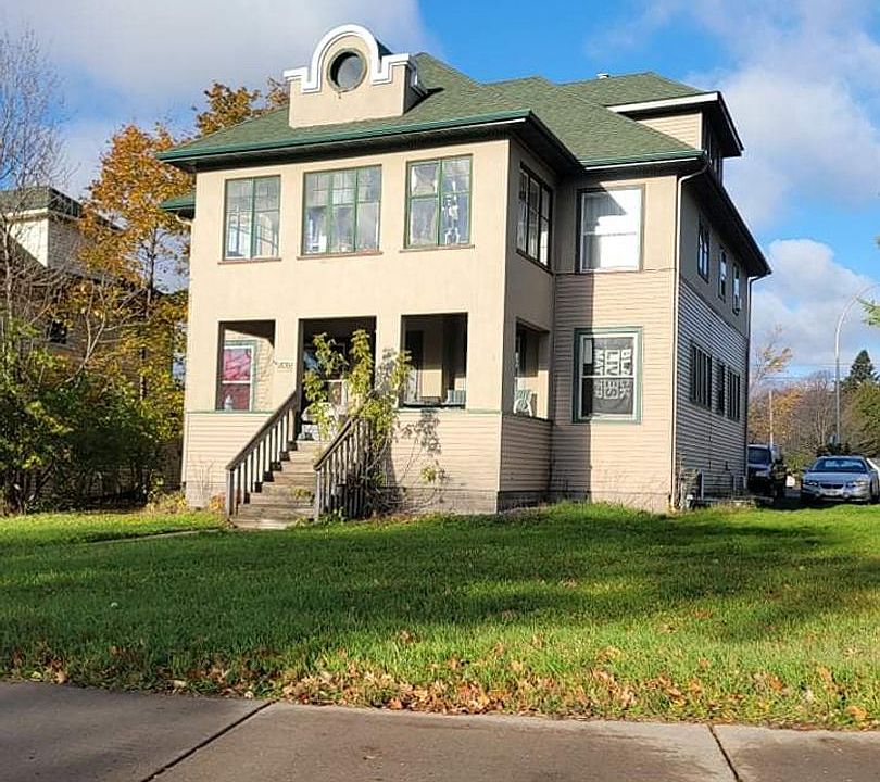 2nd image of 1839 Woodland Ave