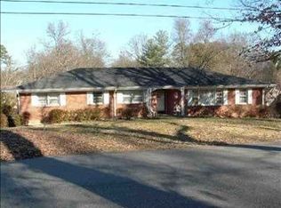 412 Leyswood Dr, Greenville, SC 29615