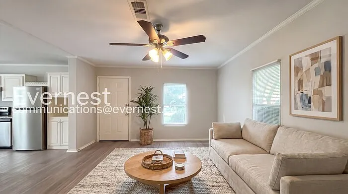 11711 Greenglen Dr — Photo 3