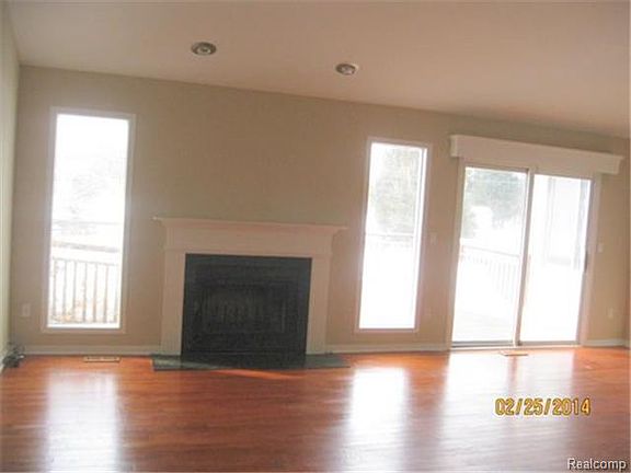 5th image of 9441 Summerland Dr