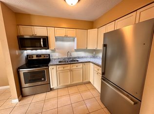 1805 SE 15th Pl APT 2, Cape Coral, FL 33990