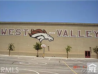 1369 Veronica Trl — Photo 21
