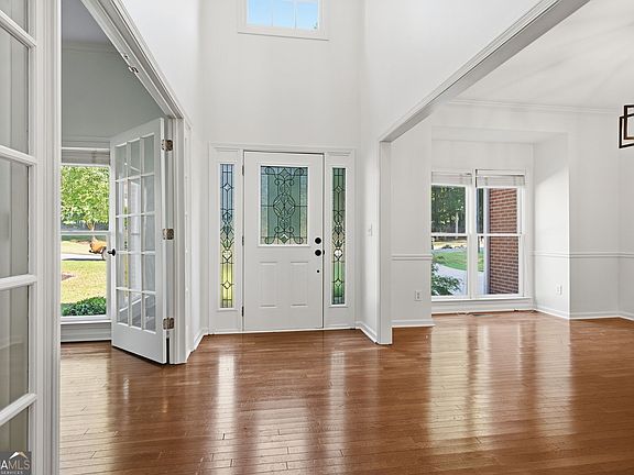 3rd image of 2330 Rose Walk Dr
