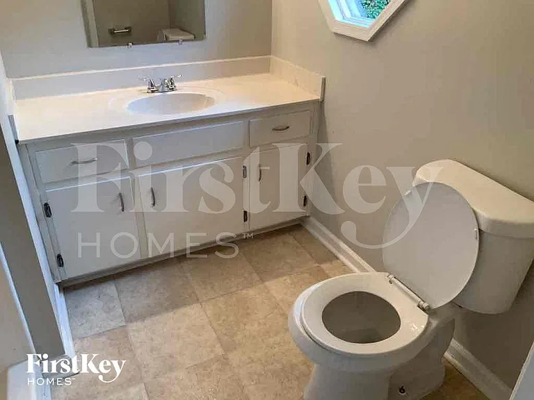 990 Green Valley Dr NW — Photo 9