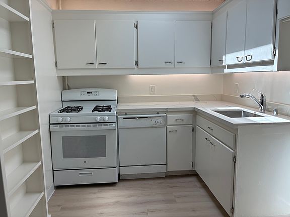 4th image of 655 Lynwood Ave #7
