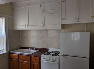 417 N 39th St APT 4, Milwaukee, WI 53208