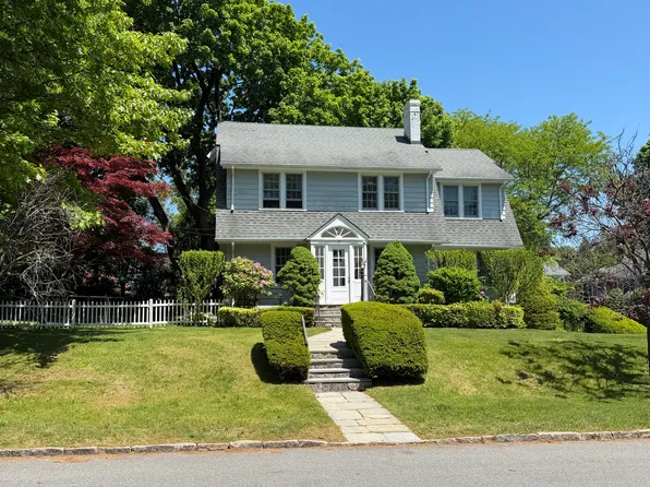 35 Edgewood Rd, Scarsdale, NY 10583