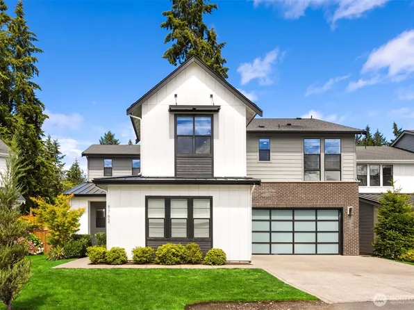 8762 NE Winslow Grove Court, Bainbridge Island, WA 98110