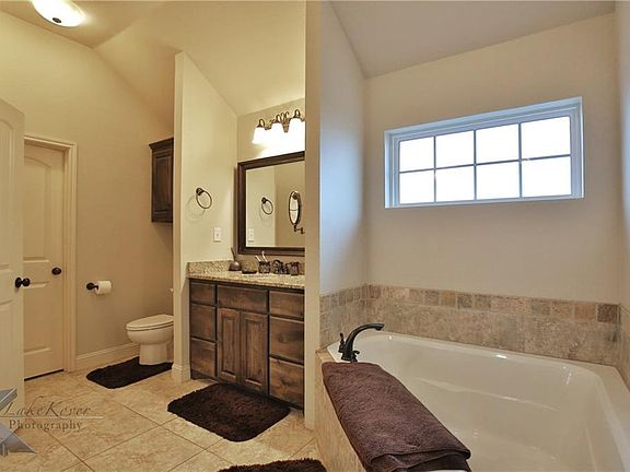 4th image of 1342 Briar Cliff Path