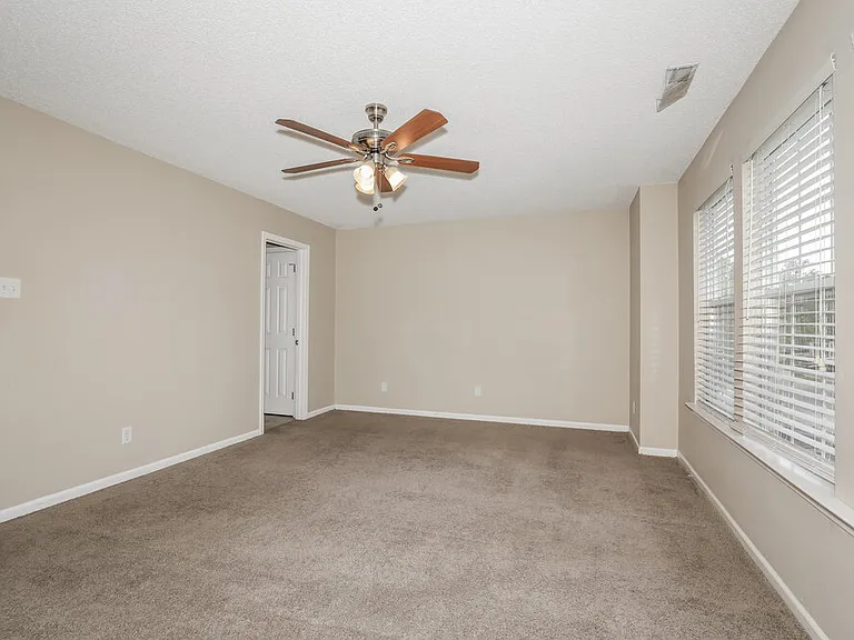 16711 Aulton Dr — Photo 11