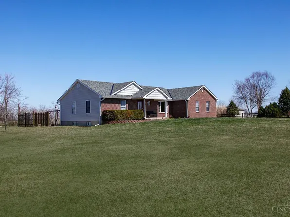 7322 Ringwood Rd, Oxford, OH 45056