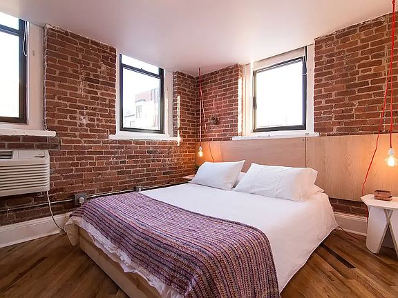 2nd image of 101 Sutton St #223