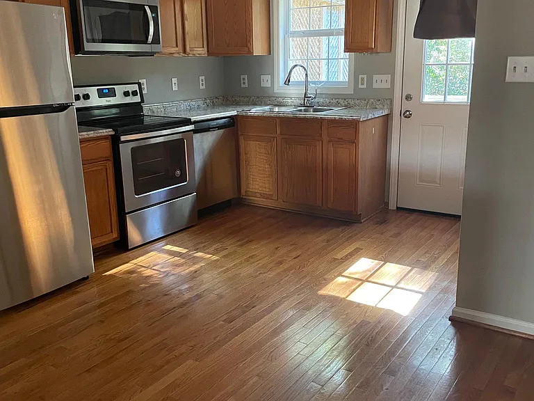 5125 Vann St — Photo 5