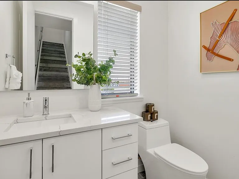 1721 Lear St — Photo 13