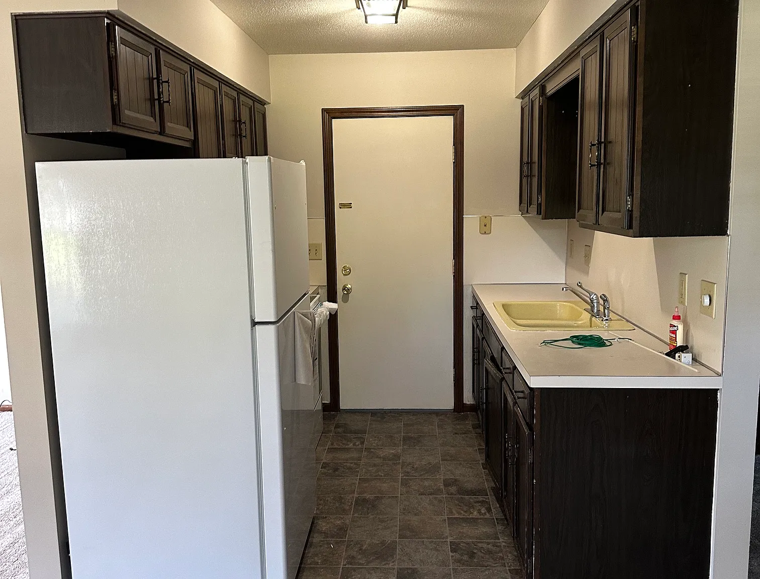 279 S Waverly Rd — Photo 4