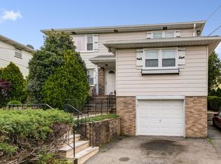 135 7th St, Clifton, NJ 07011