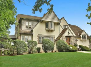 75 Elizabeth Rd, New Rochelle, NY 10804