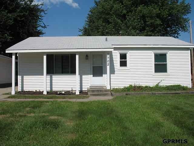 1st image of 7702 Braun Ave