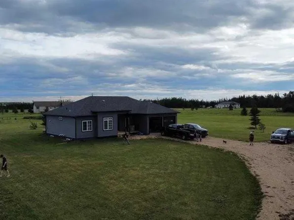 1049 N Alberta Ave #11, Greenview No. 16, AB T0H 1B0