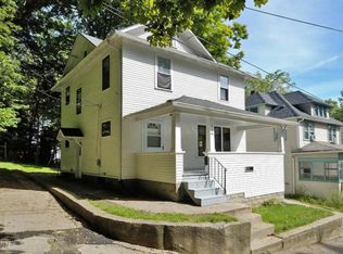 924 W Vine St, Kalamazoo, MI
