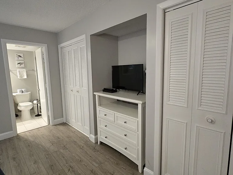 26 S Forest Beach Dr #62 — Photo 27