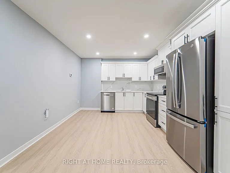 250 Beechy Dr #MAIN — Photo 12