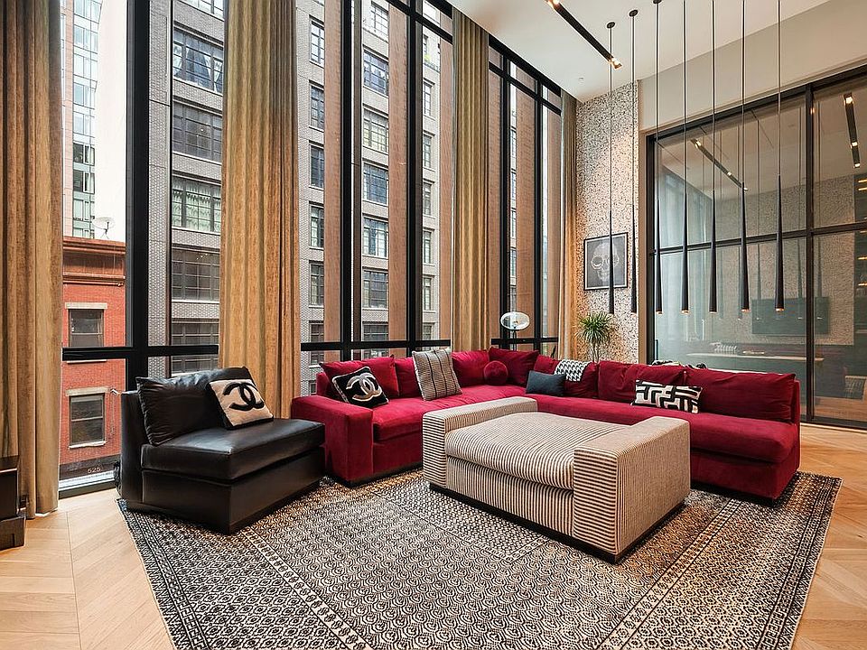 1st image of 522 W 29th St #3A