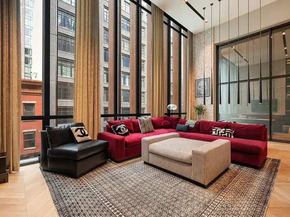 522 W 29th St #3A, New York, NY 10001