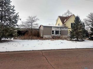 24759 405th Ave, Mitchell, SD 57301