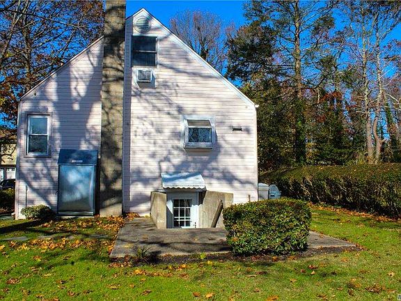 2nd image of 26 Oakhurst St