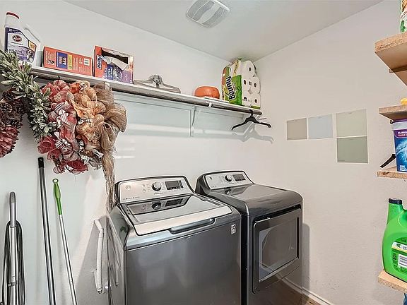 5th image of 13517 Knights Branch Dr