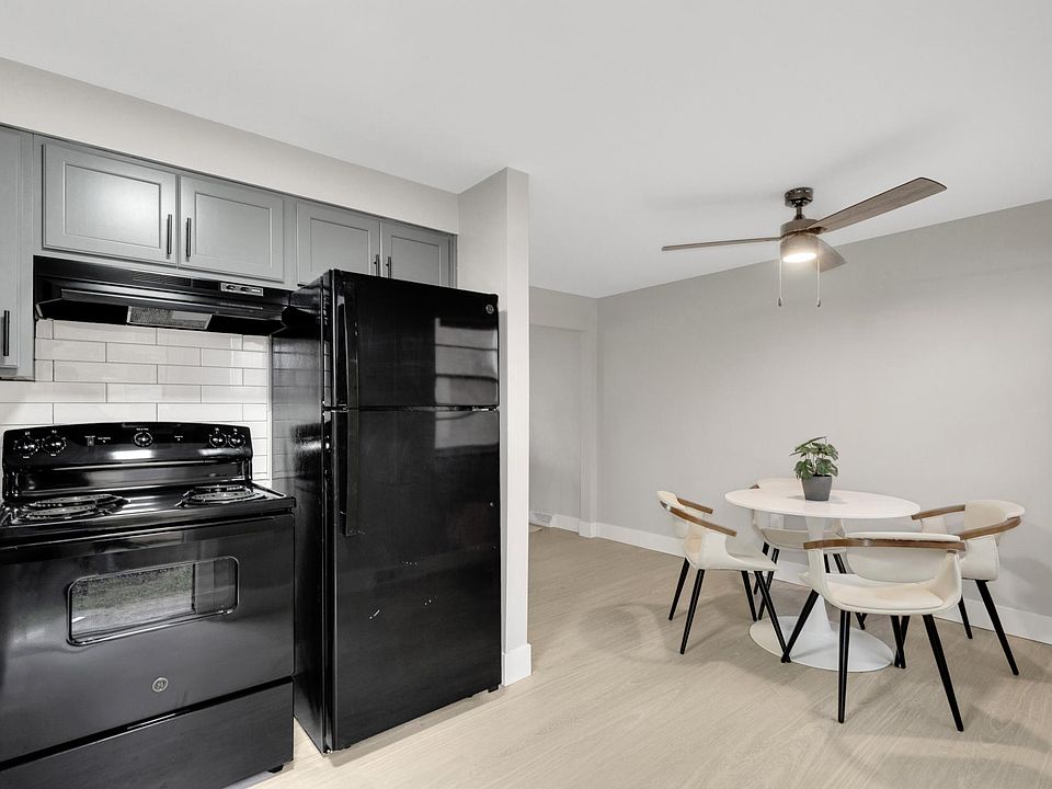 Napa Townhomes 1789 Elaine Rd Columbus OH Zillow