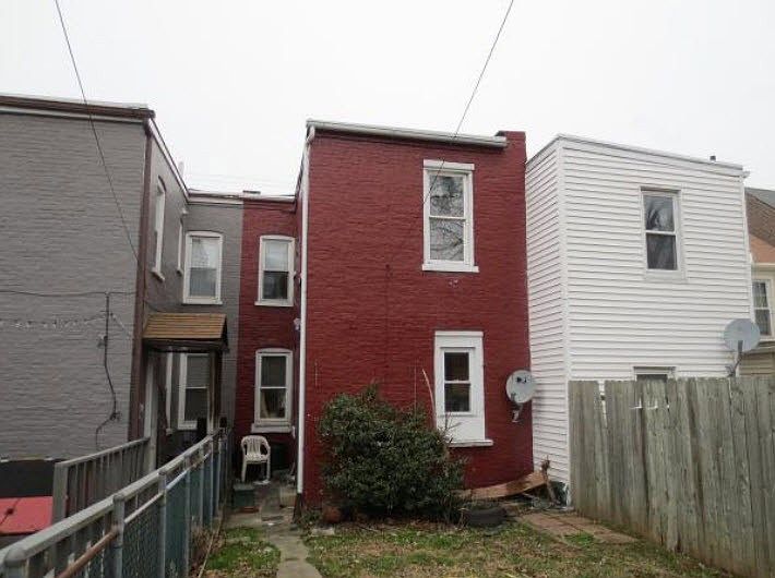 2nd image of 528 E Fulton St
