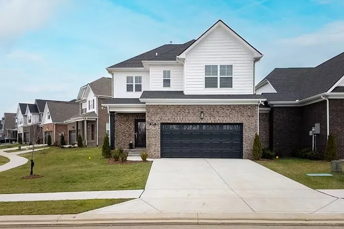 229 Hudson Dr — Photo 27