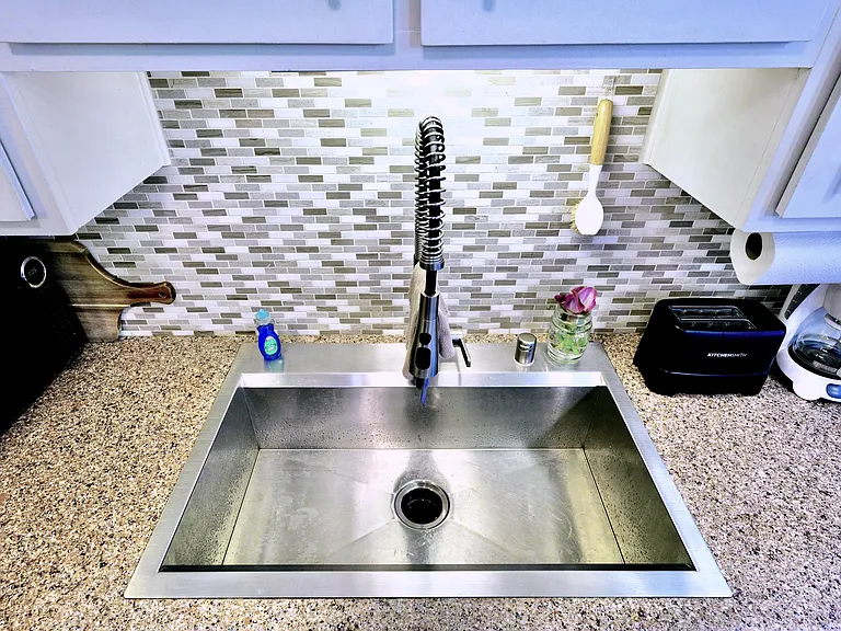 Large sink