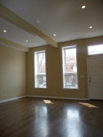 1 bed, 675 sqft, $2,000 — Photo 2