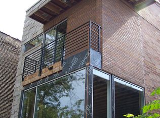 1703 W Huron St, Chicago, IL 60622