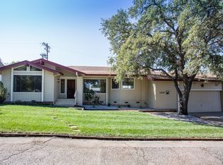 11040 Tanglewood Dr, Auburn, CA 95603