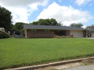 106 Lana Dr, Pauls Valley, OK 73075