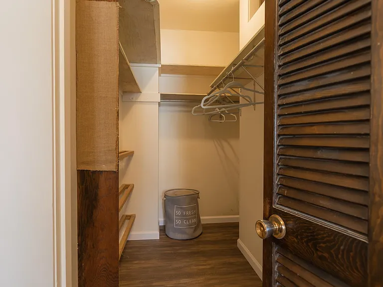 356 W Loretta Ave — Photo 21