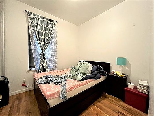 4th image of 351 Saint Nicholas Ave APT 1