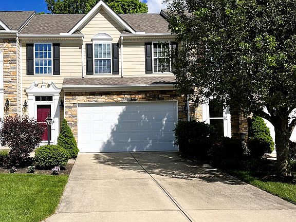2nd image of 133 Fox Hills Ln