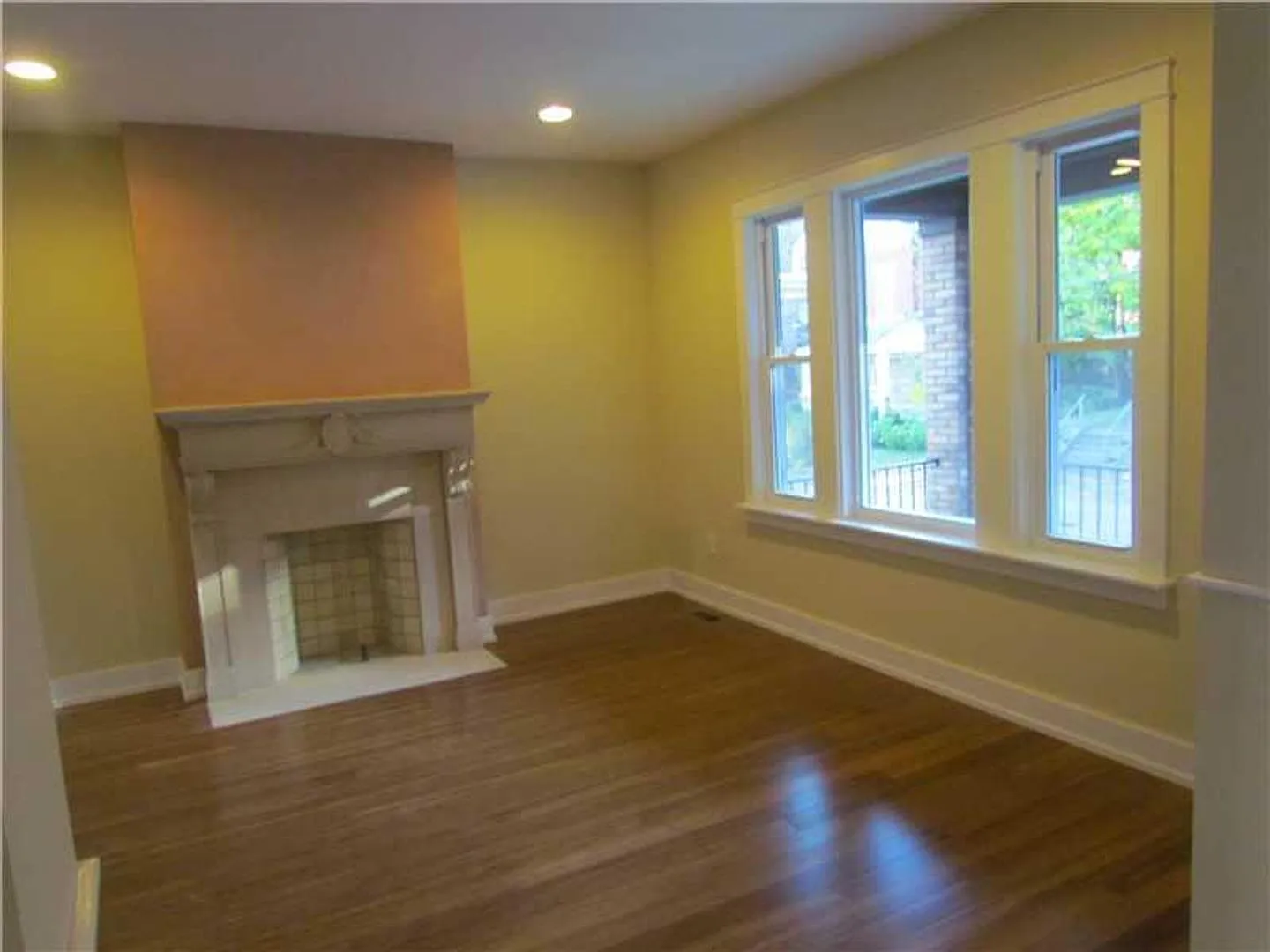 5525 Margaretta St. — Photo 2