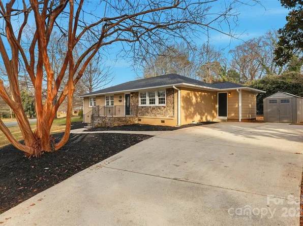 4937 Vincent Ln, Charlotte, NC 28210