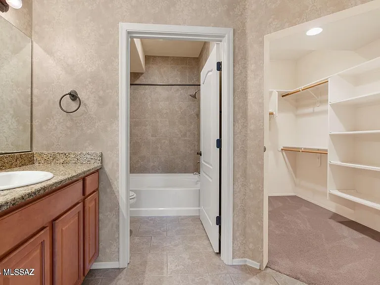 2550 E River Rd #4103 — Photo 7