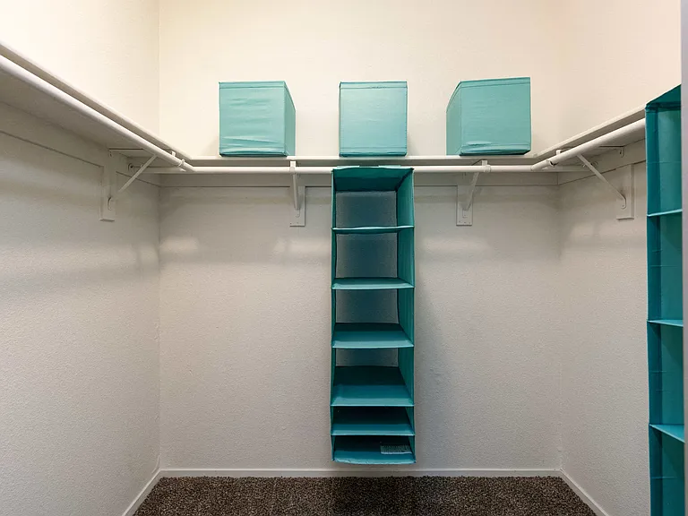 Remington Canyon Apartments — Photo 23
