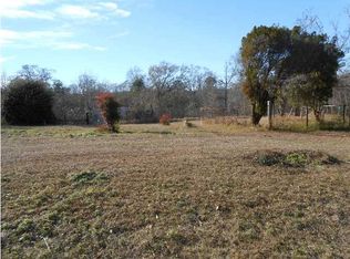 721 Green Acres Rd, Atmore, AL 36502