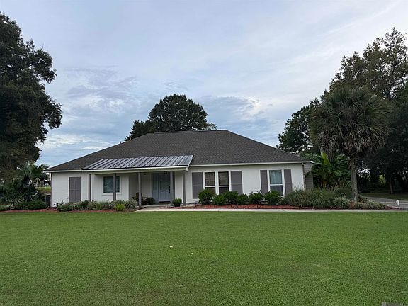 2nd image of 3433 Emily Dr